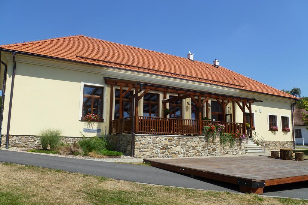 Penzion U Rudolfu Vlasenice Zewnętrze zdjęcie